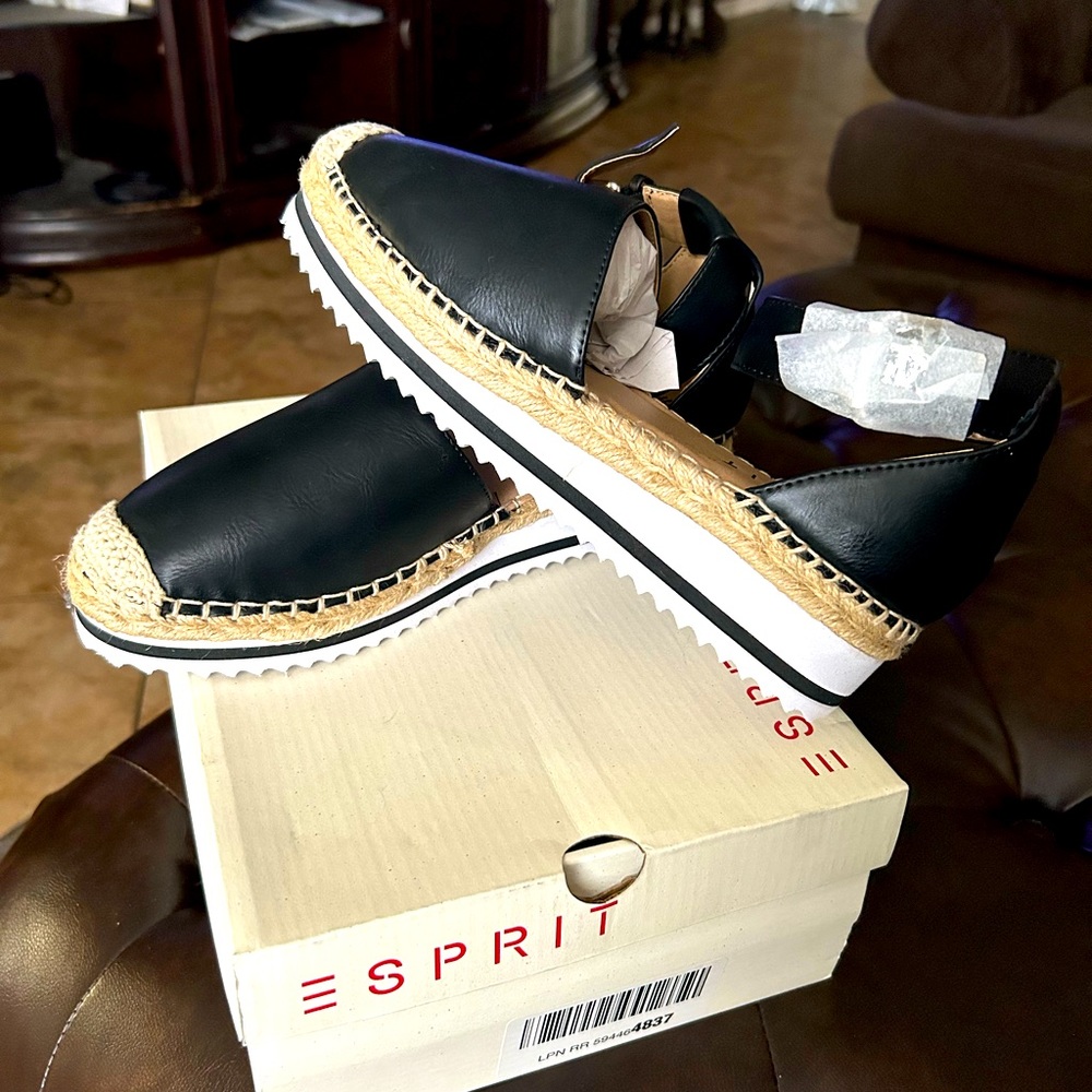 Esprit new in the box sandals size 8